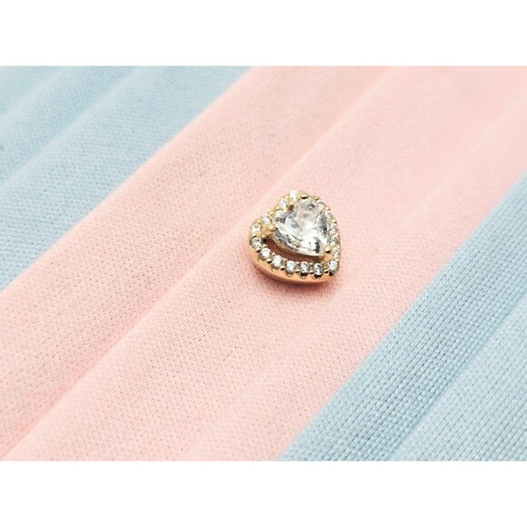 Beautiful 14K Karat Solid Yellow Gold Designer Heart Shaped CZ Charm Pendant - Picture 2 of 14